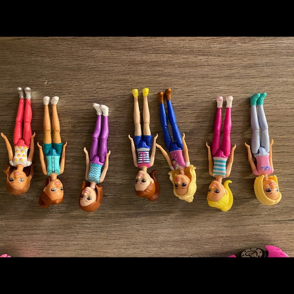 Barbie Other - 8 Barbie on the go dolls with 2 cars and horse